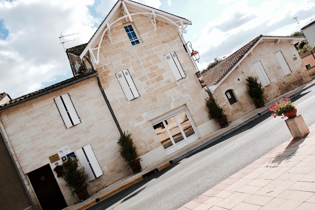 Le Manoir De Marie-Lou Otel Rauzan Dış mekan fotoğraf