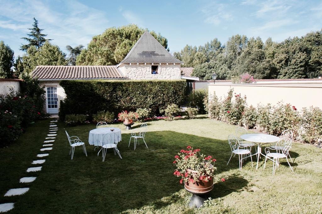 Le Manoir De Marie-Lou Otel Rauzan Dış mekan fotoğraf